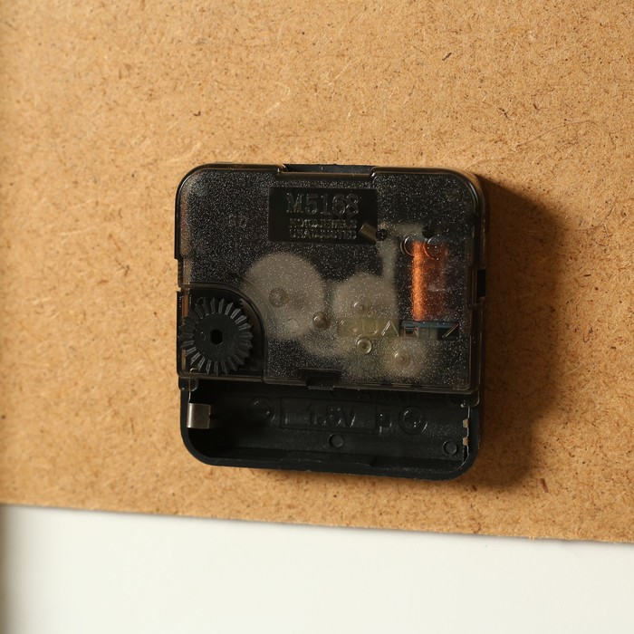 Часы настенные модульные «Бабочки и тюльпаны», 60 × 80 см