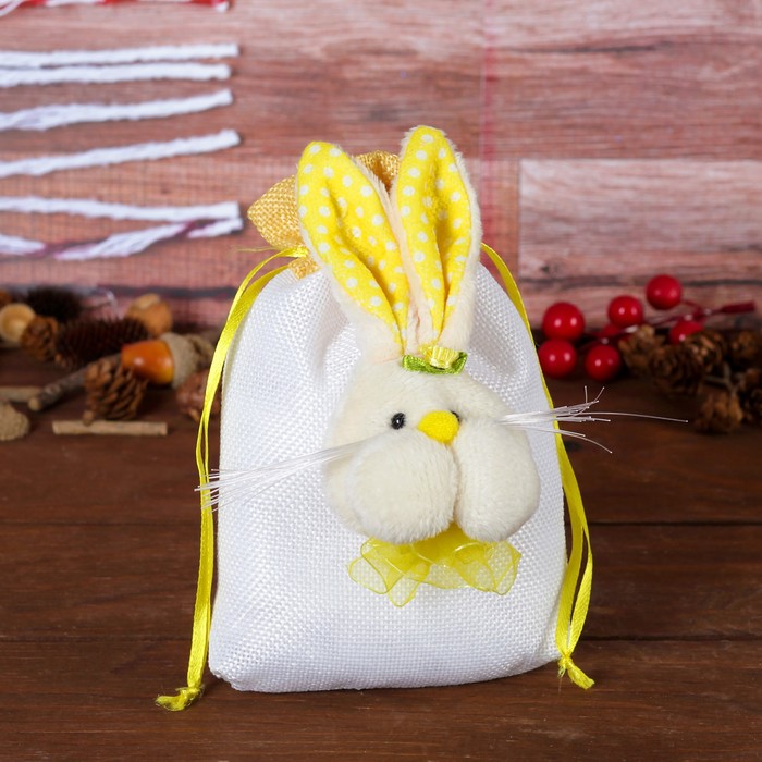 Подарочная сумочка "Зайка с бантиком" цвета МИКС