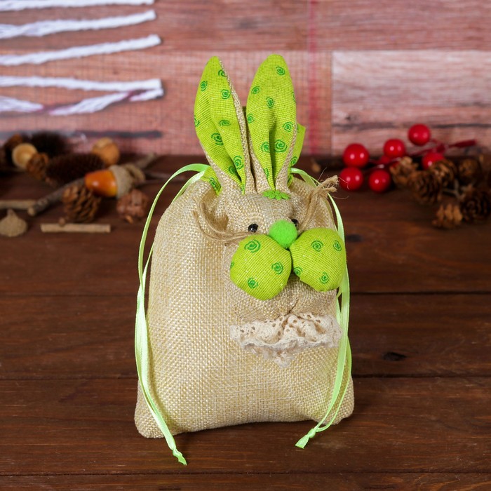 Подарочная сумочка "Щекастый зайка" в горошек, цвета МИКС