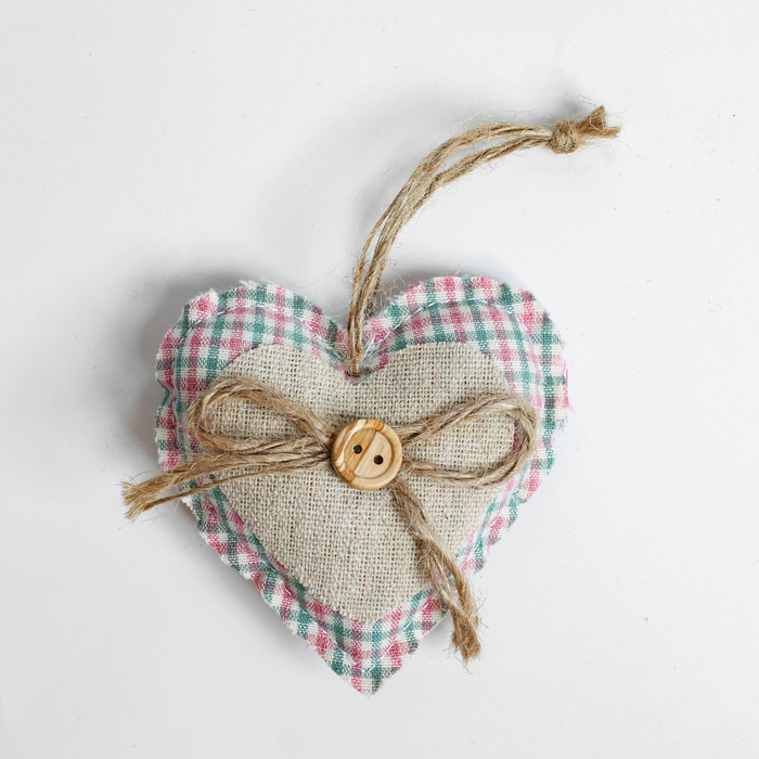Мягкая игрушка-подвеска "Сердечко" с пуговкой и бантиком, цвета МИКС