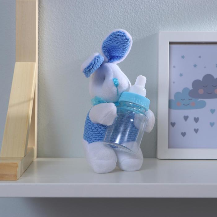 Мягкая игрушка с бутылочкой "Заинька" цвета МИКС