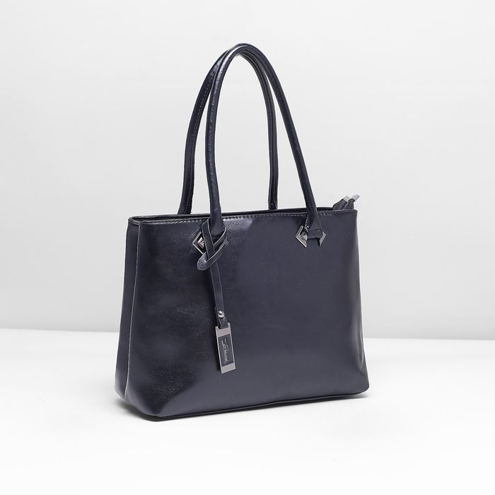 Сумка женская на молнии, 2 отдела, наружный карман, длинный ремень, цвет чёрный