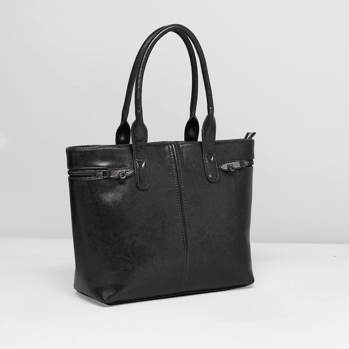 Сумка женская на молнии, 2 отдела, наружный карман, длинный ремень, цвет чёрный