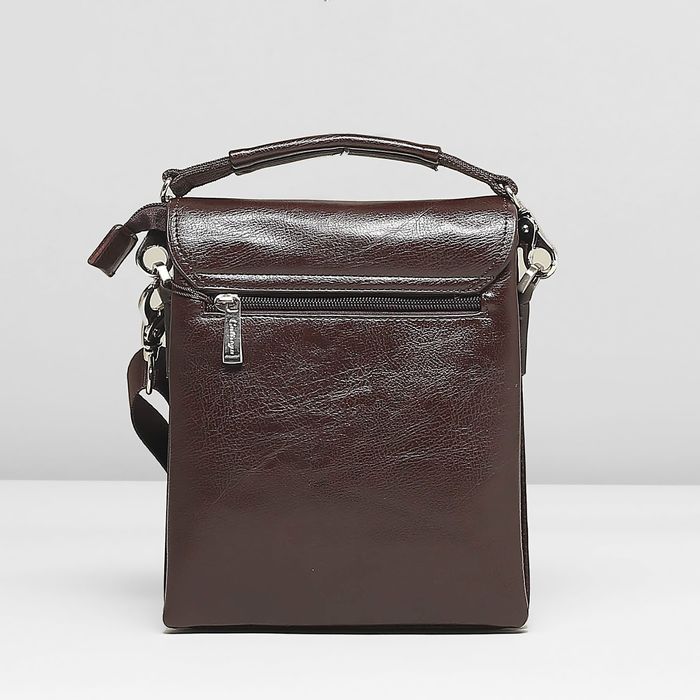 Планшет мужской, 3 отдела, 2 наружных кармана, регулируемый ремень, цвет коричневый