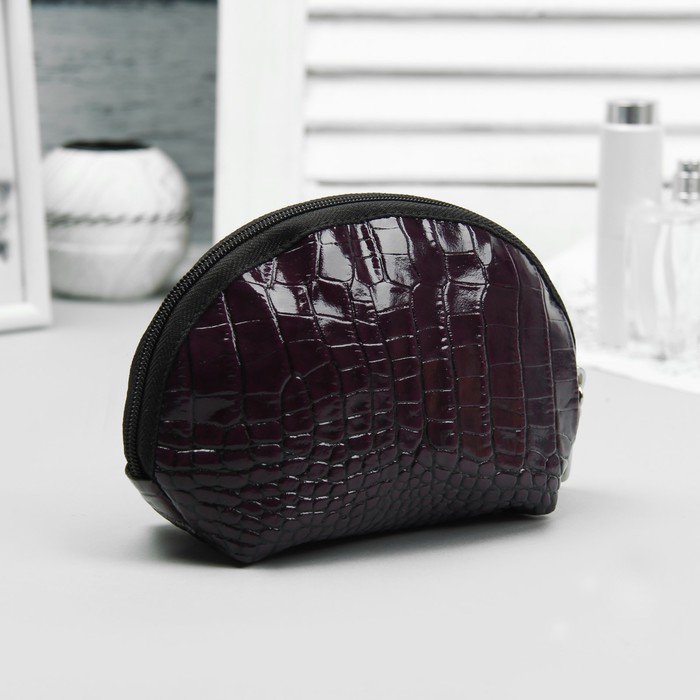 Косметичка простая на молнии, 1 отдел, крокодил, цвет черничный