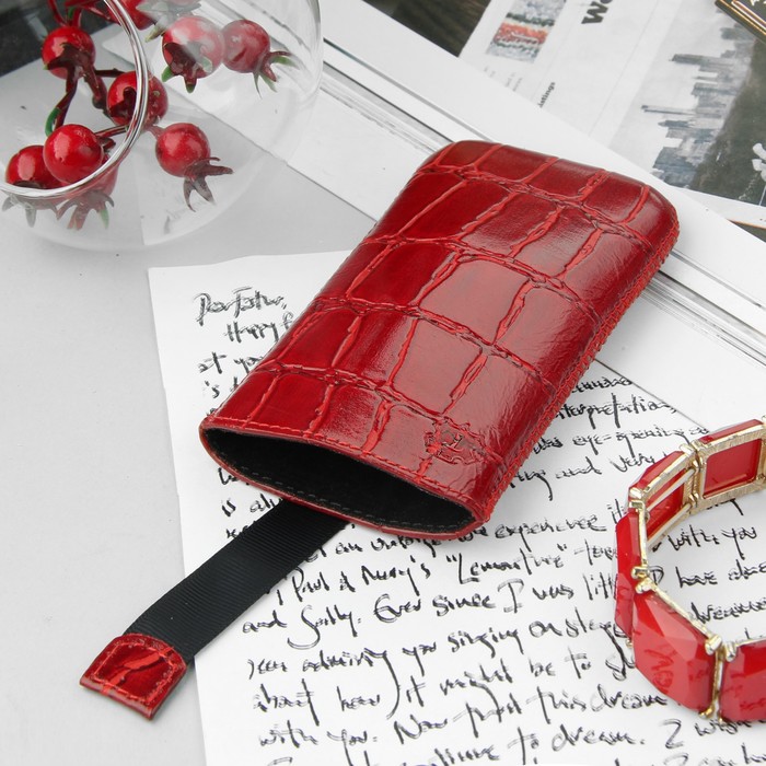 Чехол Time для телефона, с ремешком, размер 6, 64x121x10 мм, крокодил, цвет красный