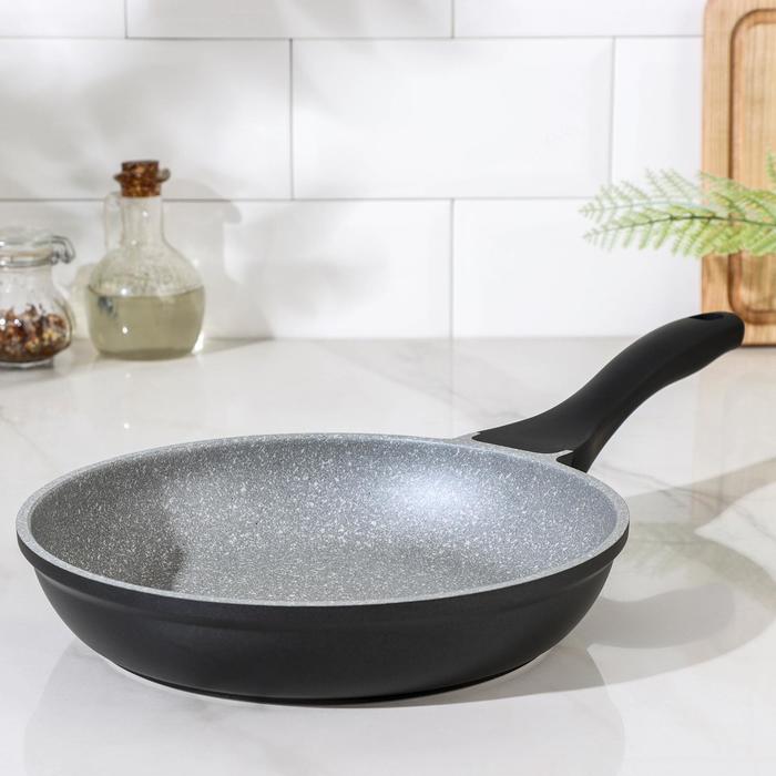 Сковорода с антипригарным покрытием, 24 см GRANIA