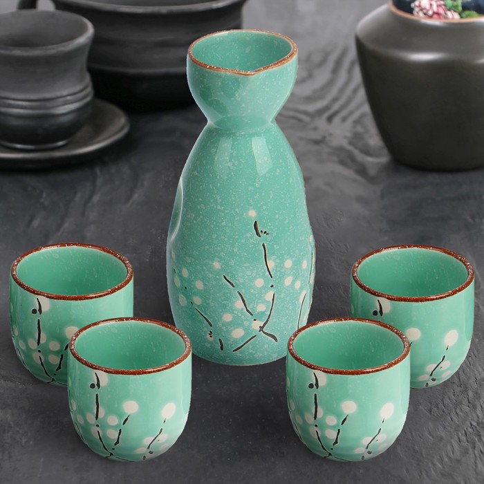 Набор для сакэ "Кансин", кувшин 150 мл, 4 стакана 40 мл, цвет зеленый