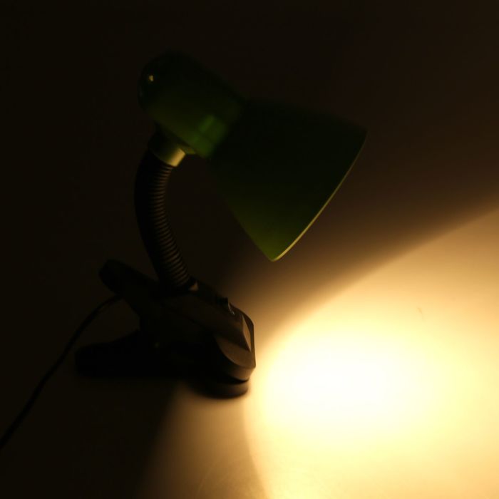 Лампа настольная Е27 220V с выкл. на зажиме "Зелёная" металл, пластик 25х10х13 см