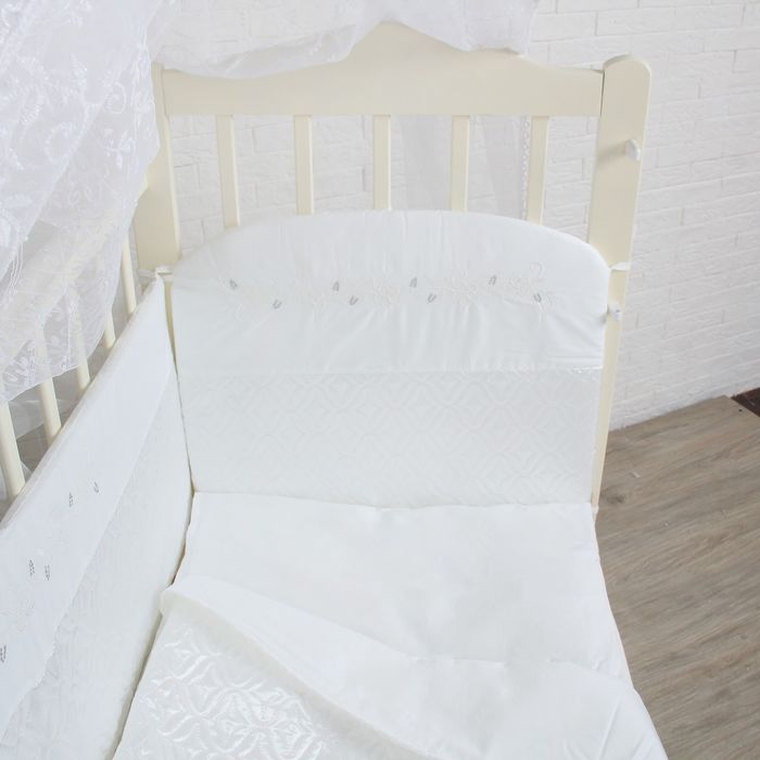 Комплект в кроватку "Мила" (6 предметов), цвет белый 1421/6
