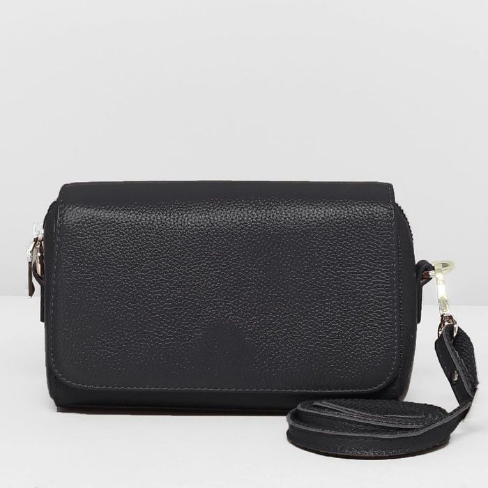 Сумка женская на молнии, 1 отдел, наружный карман, регулируемый ремень, цвет чёрный