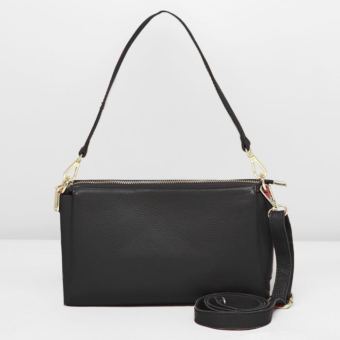 Сумка женская на молнии, 3 отдела, наружный карман, регулируемый ремень, цвет чёрный