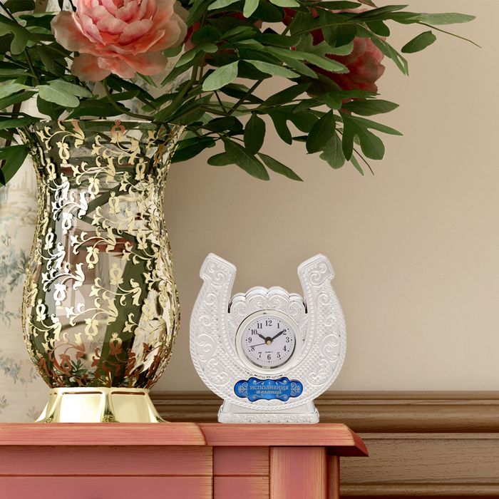 Часы настольные подкова "Исполнения желаний"