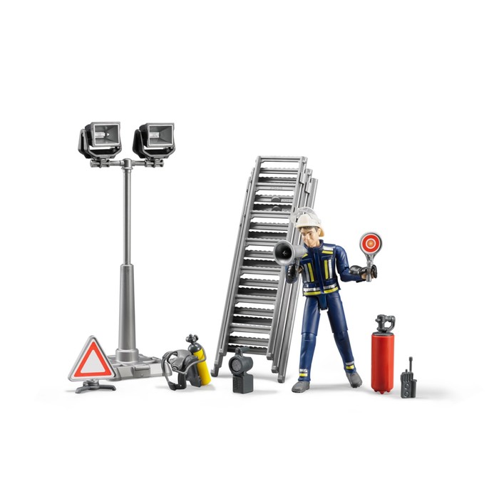 Фигурка пожарного с аксессуарами