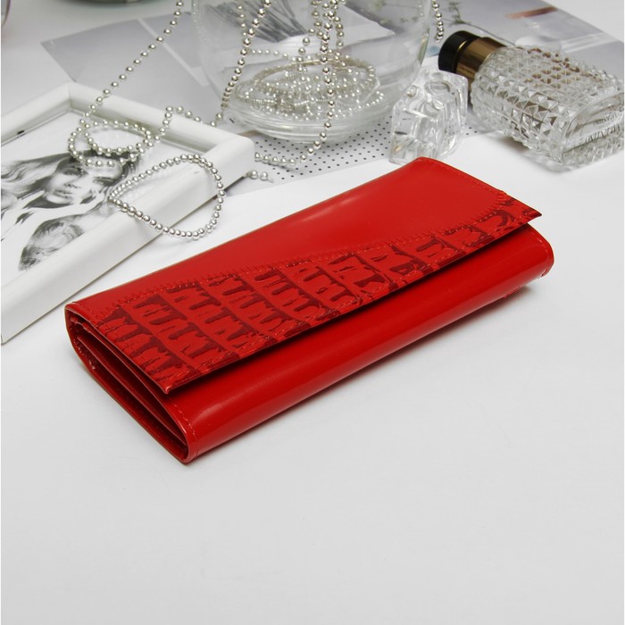 Кошелёк женский, 2 отдела, отдел для карт, наружный карман, цвет алый шик/красный крок