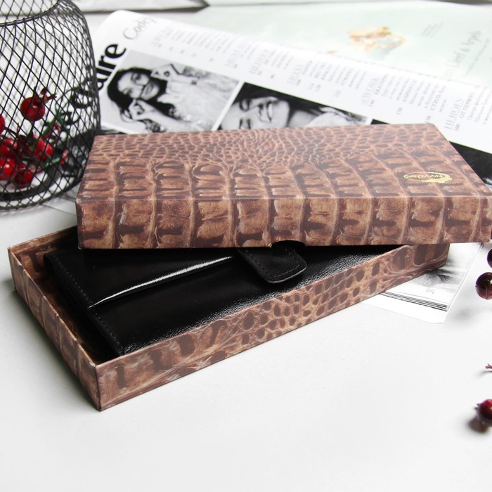 Кошелёк женский, 2 отдела, для карт, наружный карман, цвет чёрный матовый