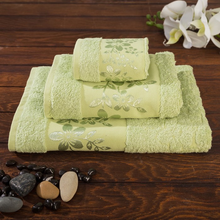 КМП в коробке Fiesta "Verona" (70х140+50х90+30х50), цв.зеленый , бамбук 100%, 500г/м