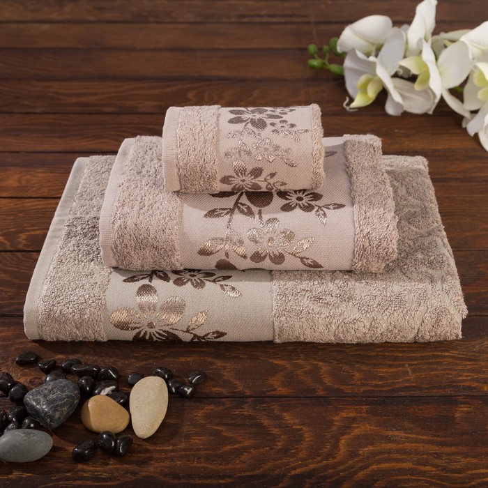 КМП в коробке Fiesta "Verona" (70х140+50х90+30х50), цв.коричневый, бамбук 100%, 500г/м