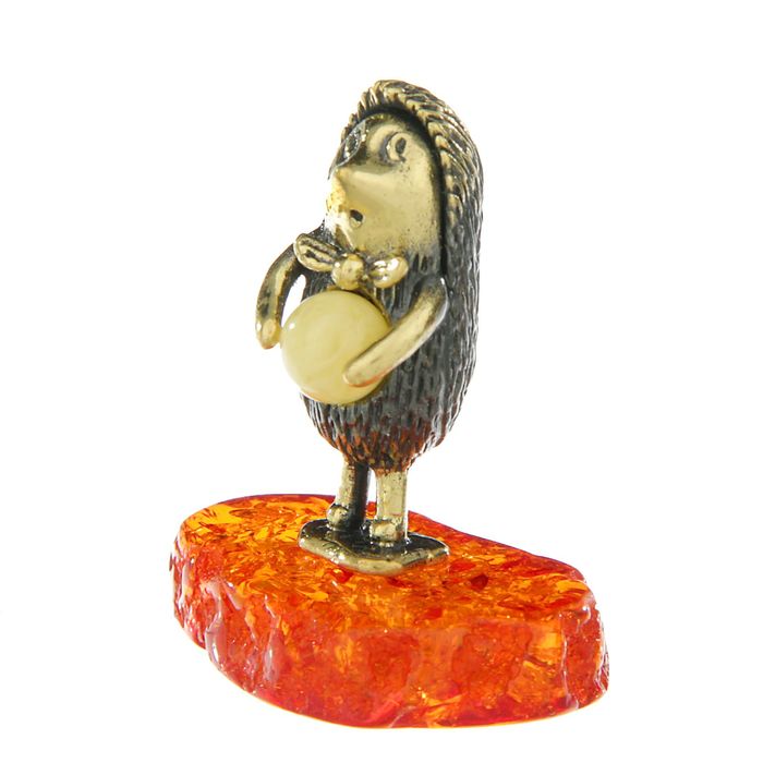 Сувенир из латуни и янтаря "Ёжик в тумане с узелком"