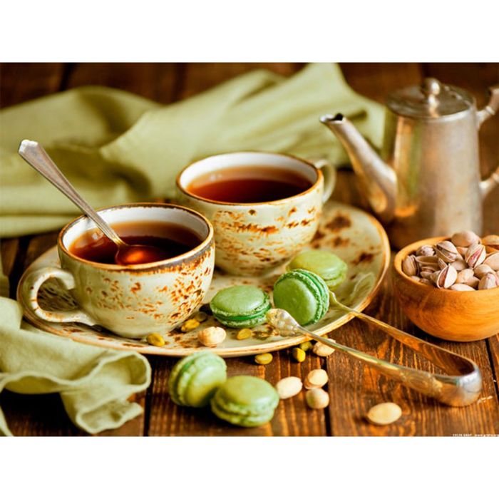 Картина на подрамнике "Фисташковый макаронс"