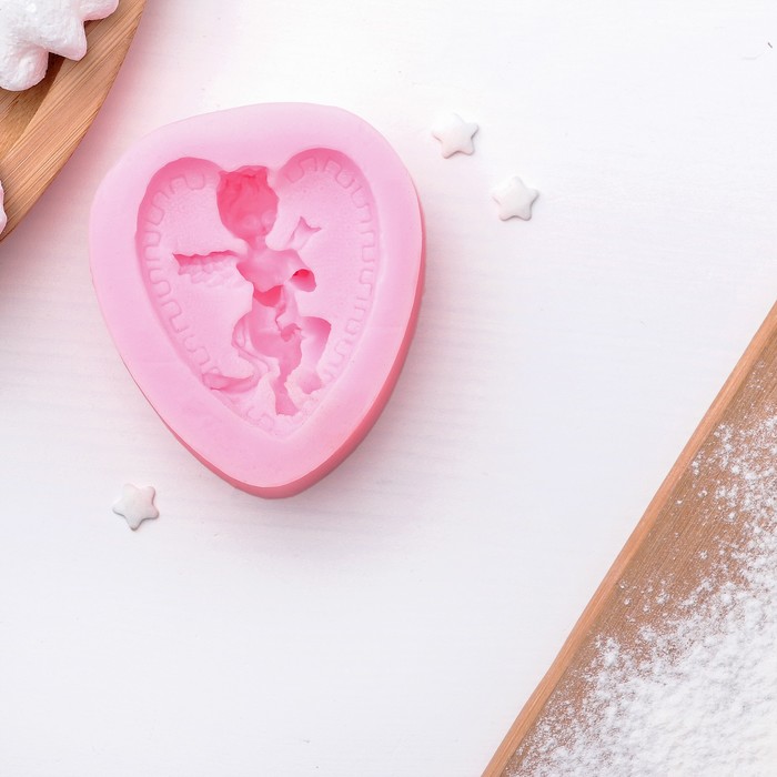 Молд 7,5х7х2,2 см "Ангелочек"