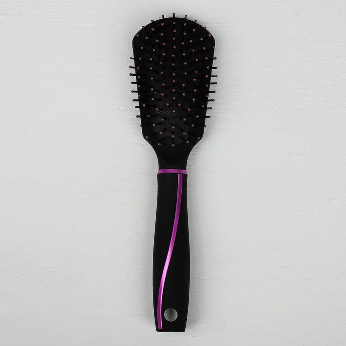 Расчёска массажная с прорезиненной ручкой, комбинированная, овальная, цвет чёрный