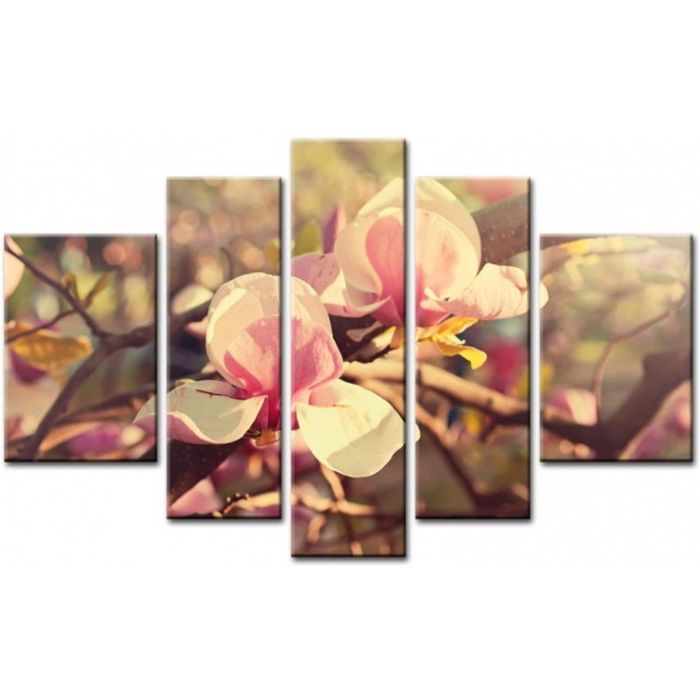 Модульная картина "Магнолия в лучах солнца"