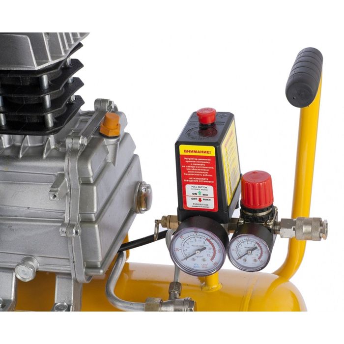 Компрессор воздушный DENZEL PC 1/24-205 1,5 кВт, 206 л/мин, 24 л