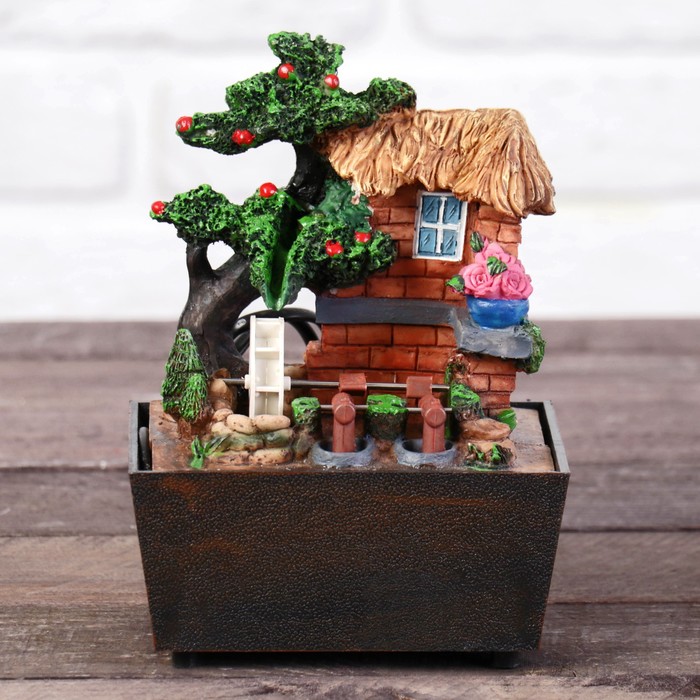 Фонтан "Дерево у домика" 10,5*14*19 см