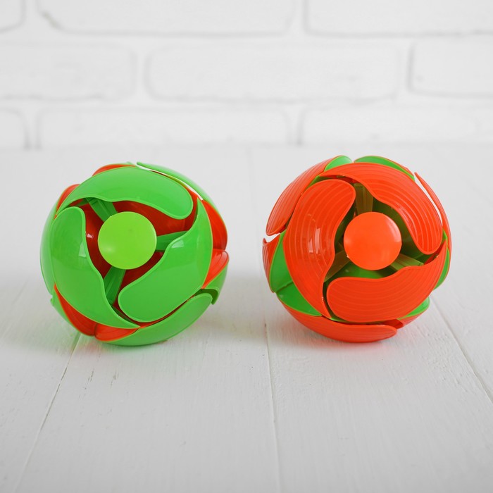 Мяч-трансформер "Хамелеон", 10 см