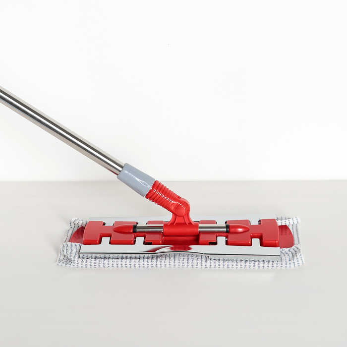 Швабра плоская, телескопическая ручка 78-112 см, насадка из микрофибры