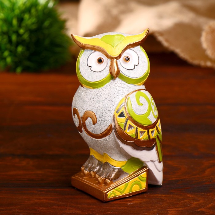 Сувенир полистоун "Филин расписной жёлто-зелёный" 16х9х9 см