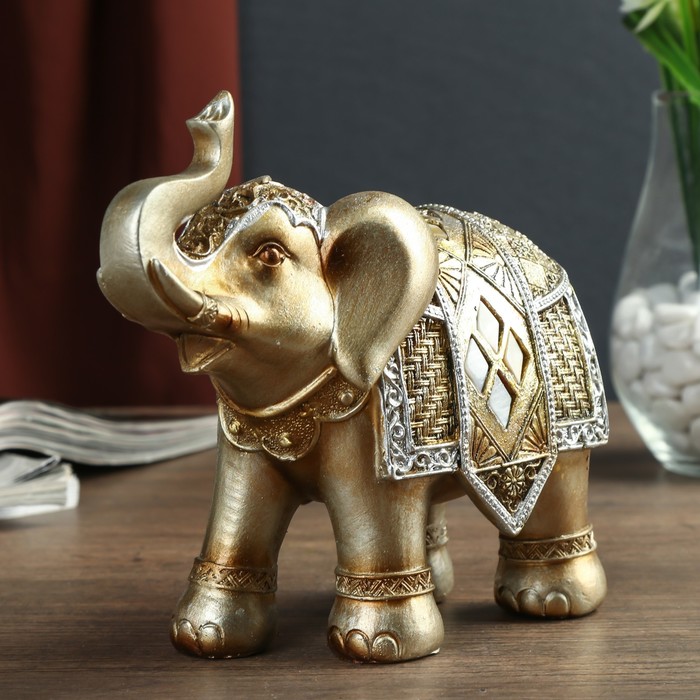 Сувенир полистоун "Слон золотой попона в ромбы" 17х16,5х8 см