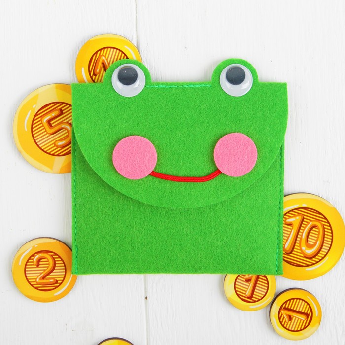 Кошелёк с монетами "Лягушка", монеты 2,5-4 см.