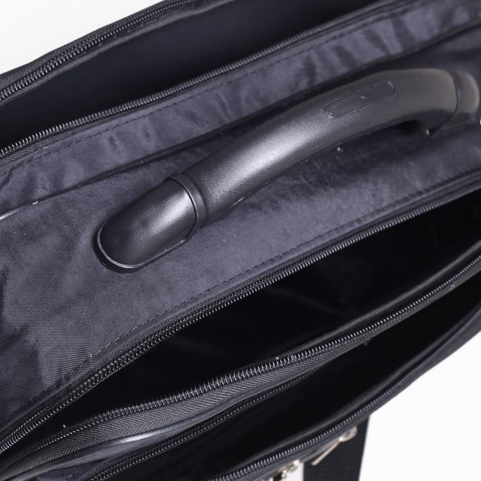 Сумка мужская на молнии, 2 отдела, 3 наружных кармана, цвет чёрный