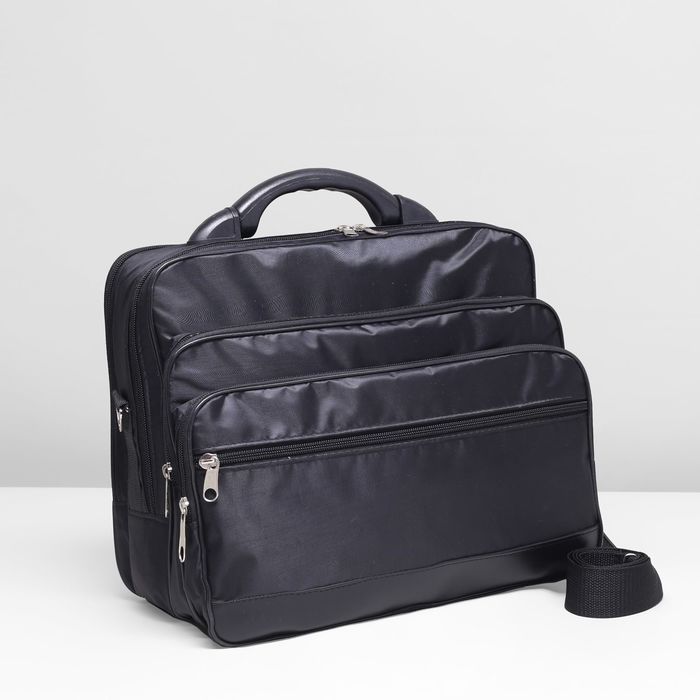 Сумка мужская, 2 отдела на молнии, 3 наружных кармана, цвет чёрный