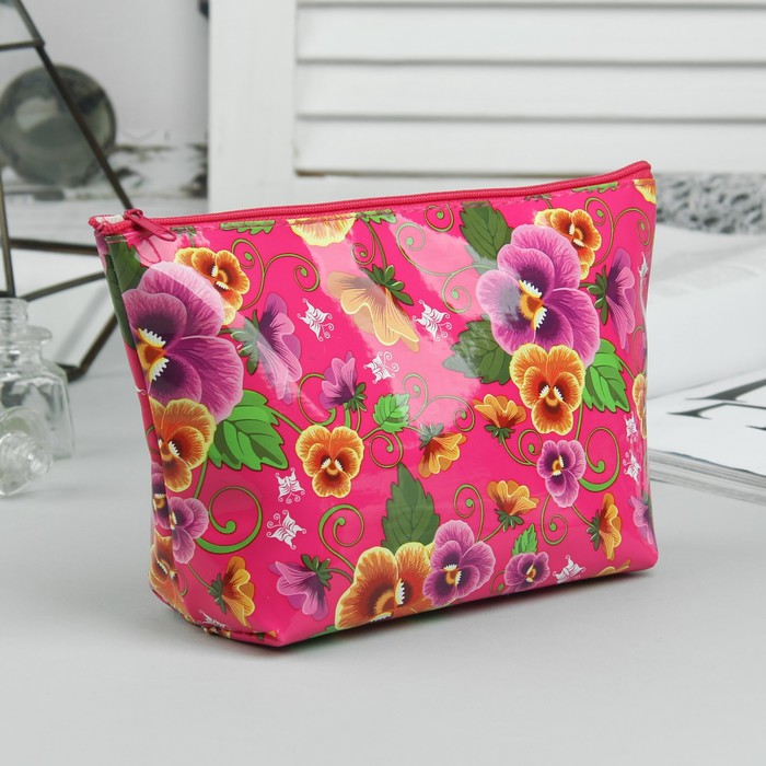 Косметичка простая на молнии "Цветы", 1 отдел, цвет малиновый