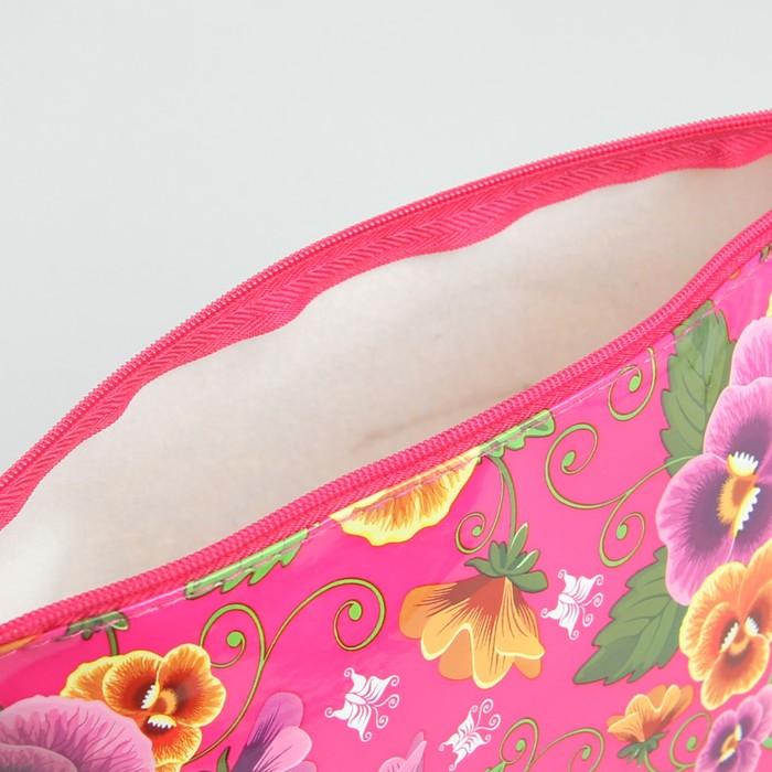 Косметичка простая на молнии "Цветы", 1 отдел, цвет малиновый
