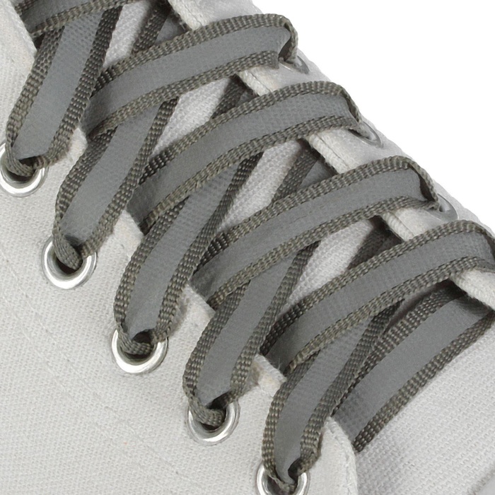 фото Шнурки для обуви, пара, плоские, со светоотражающей полосой, 10 мм, 70 см, цвет серый onlitop
