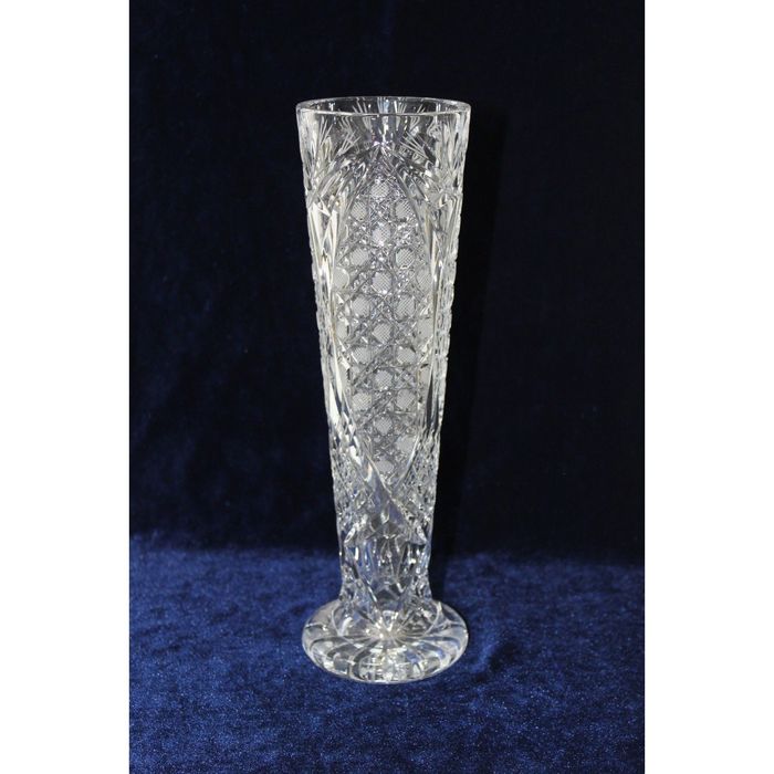 Ваза хрустальная "Рыцарь"