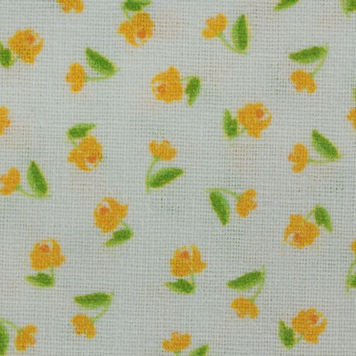 Ткань для пэчворка "Тени роз", 48х50см, 120г/кв.м, цвет белый/жёлтый/зелёный