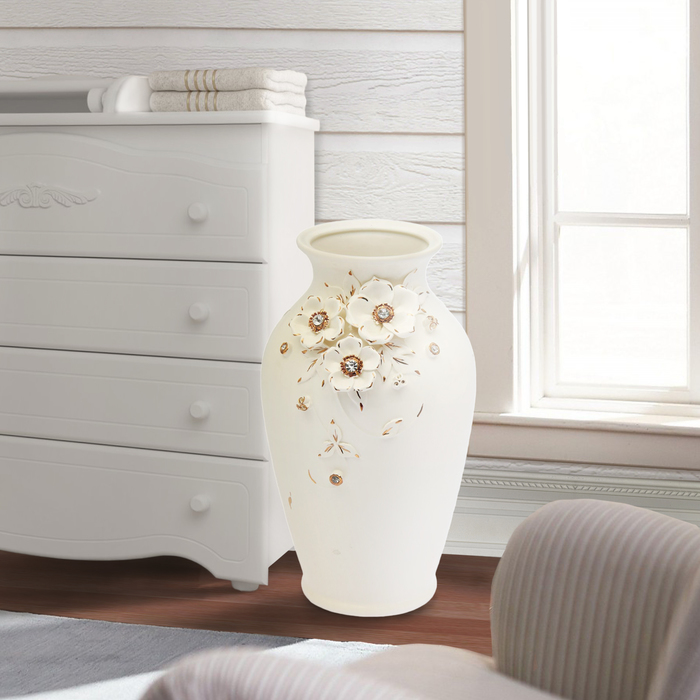 Ваза "Надин" белая с лепкой, стразы