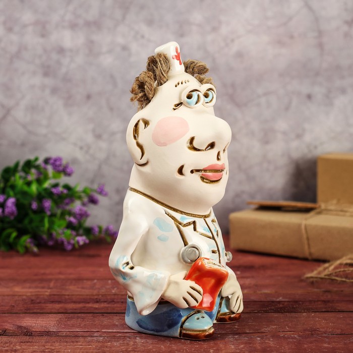 Статуэтка "Врач", микс