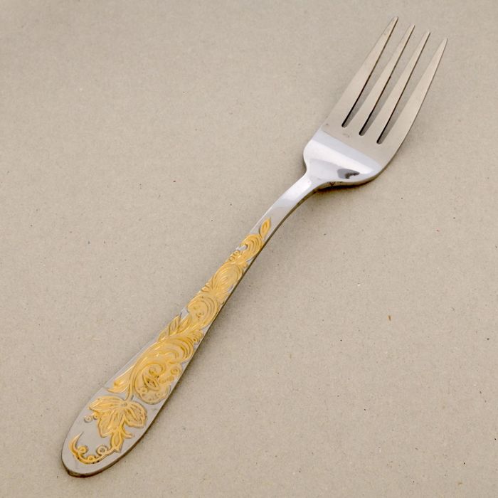 Вилка столовая (с золотом)