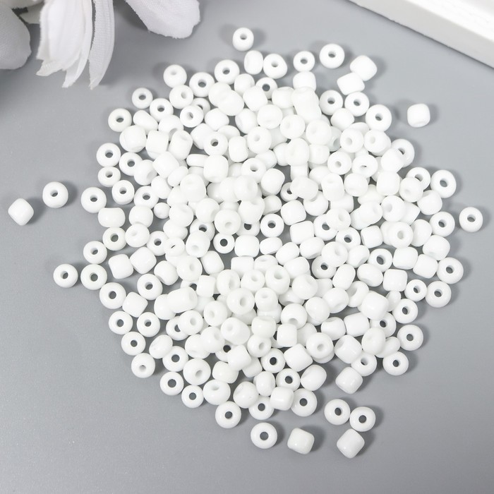 

Бисер круглый 6/0 "Белый" 20 гр