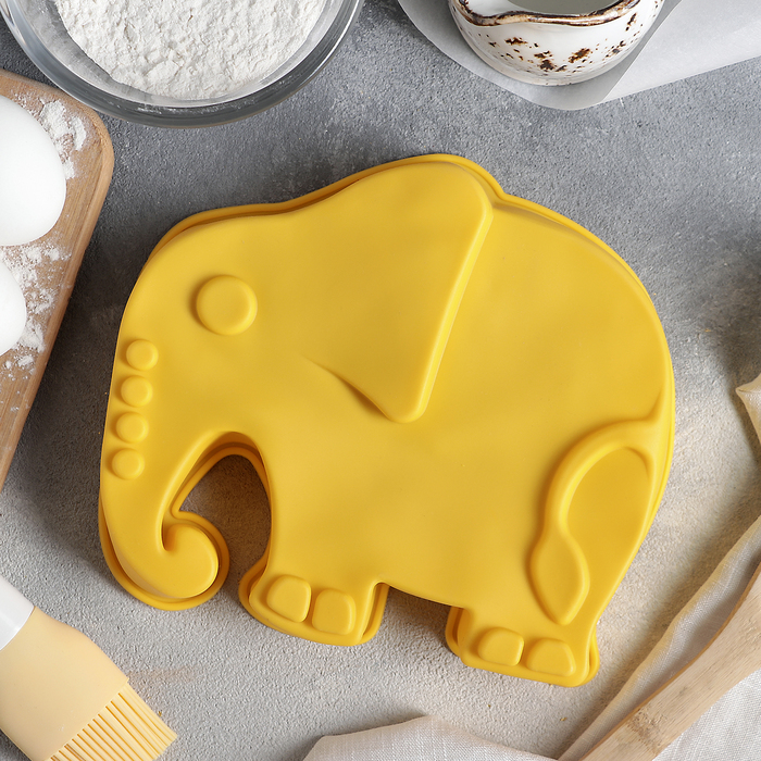 Форма для выпечки "Слоник" 19х17 см, цвета МИКС