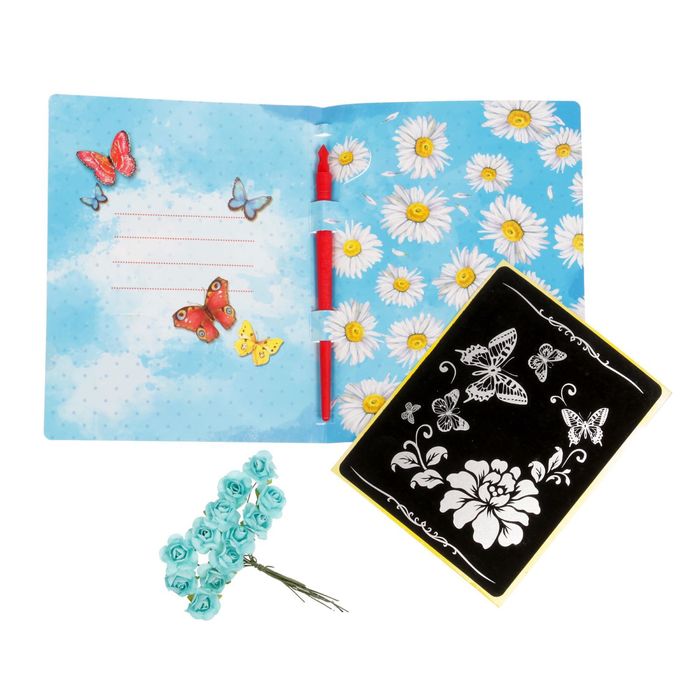 Открытка с цветами и гравюрой "Любимой мамочке"