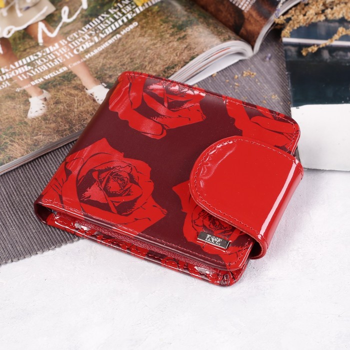 Кошелек женский "Розы", отдел для мелочи, цвет красный