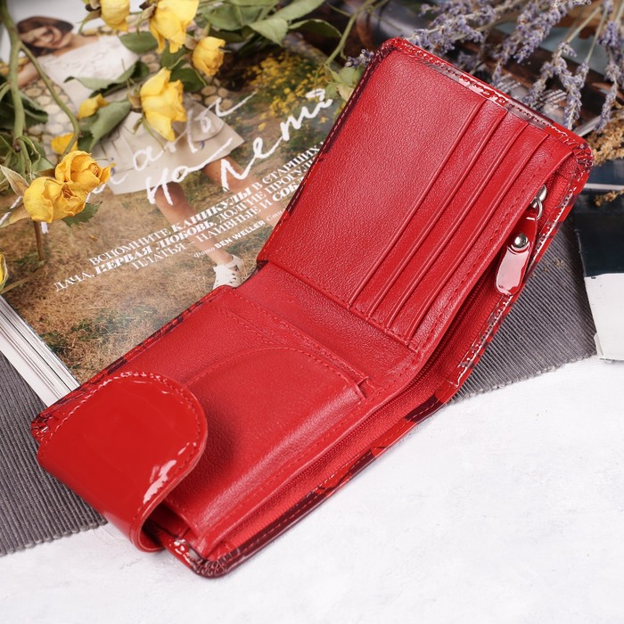 Кошелек женский "Розы", отдел для мелочи, цвет красный