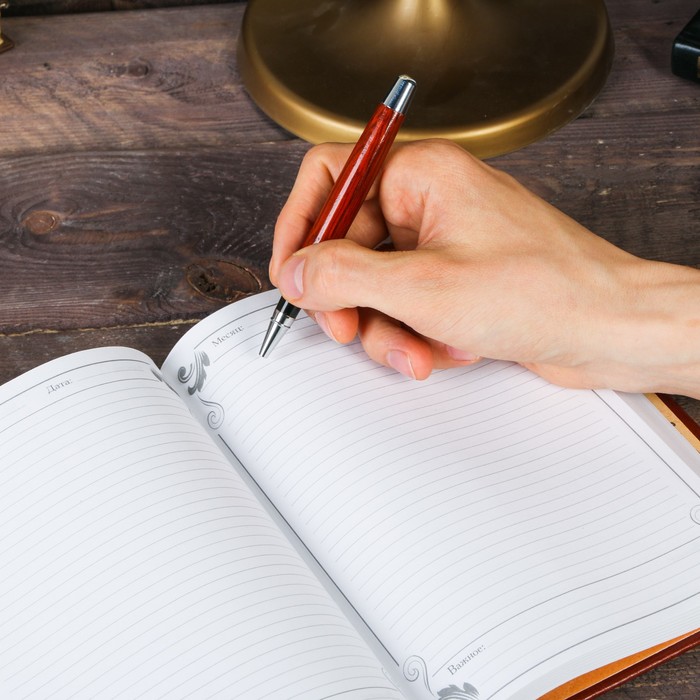 Ежедневник с металлическим элементом "Великая империя", 160 листов, экокожа